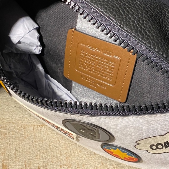 FINAL SALE! COACH MARVEL Belt Bag Patch Spiderman - Picture 5 of 16